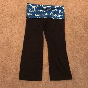 Victoria’s Secret PINK cropped yoga pants